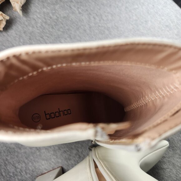 Boohoo Ivory Leather Bootie Block Heel Pointed Toe Size 8 - Picture 7 of 10
